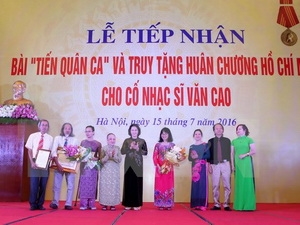 Gia đình cố nhạc sỹ Văn Cao hiến tặng bài hát “Tiến quân ca”