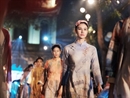 Hàng trăm thiết kế áo dài truyền thống Việt cùng tỏa sáng ở Văn Miếu