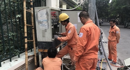 Hà Nội: Hạ ngầm 100% cáp điện lực tại các khu vực phát triển đô thị