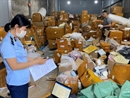 Hà Nội: Tạm giữ hàng nghìn mỹ phẩm, đồ gia dụng có dấu hiệu vi phạm