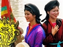 Phụ nữ Kinh Bắc với chiếc khăn mỏ quạ