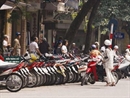 Hà Nội thu giấy phép trông xe ở 262 tuyến phố